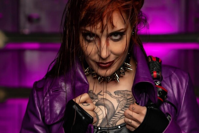 Meet Professional Domme, Wrestler & Adult Star: Mel Fire