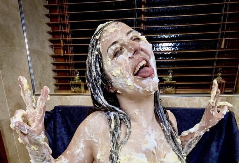 The Star of Sploshing: Introducing Splosh Muffin 