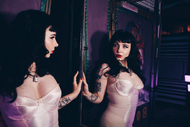 Meet Boudoir Photographer: Saulė of Mirage Boudoir