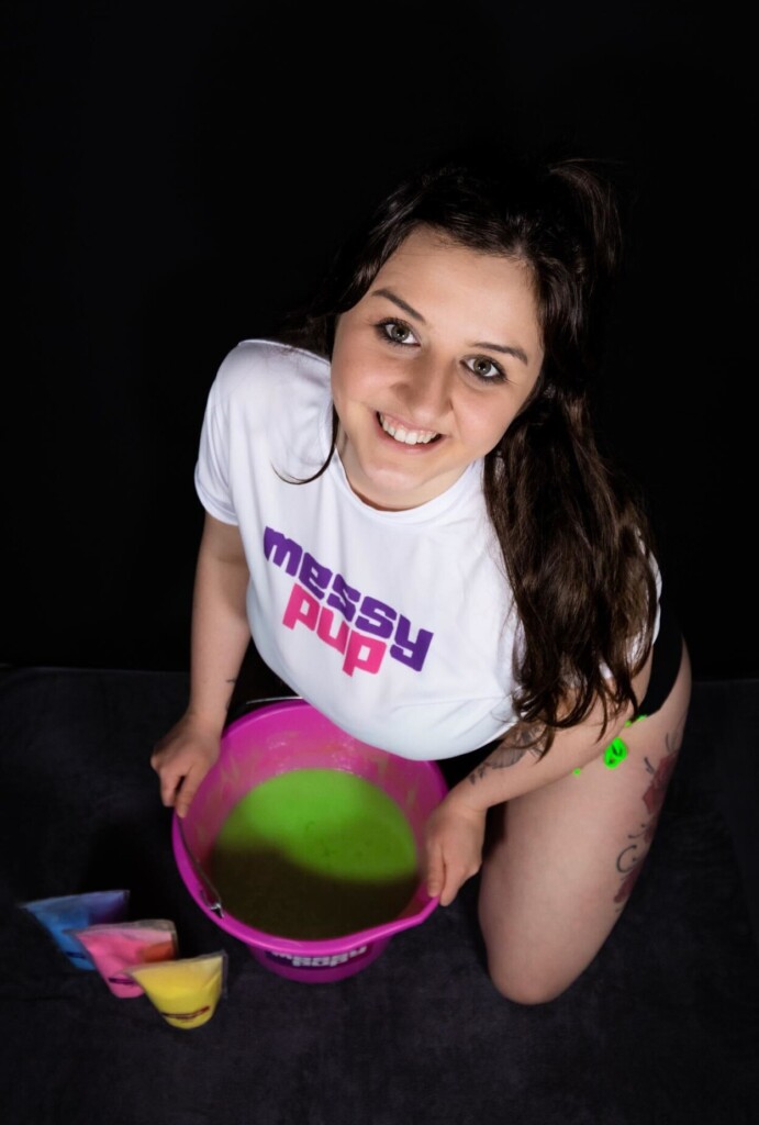 splosh muffin, aka megan, the new face of sploshing