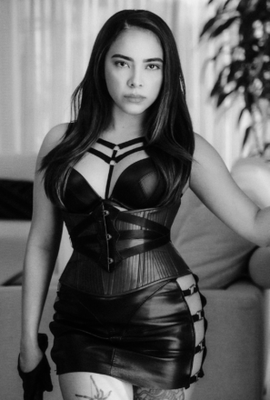 Goddess Alanis, Brazilian alt model and international Dominatrix