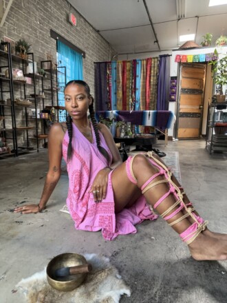 Somatic shibari in Arizona: meet Ruby Iyun