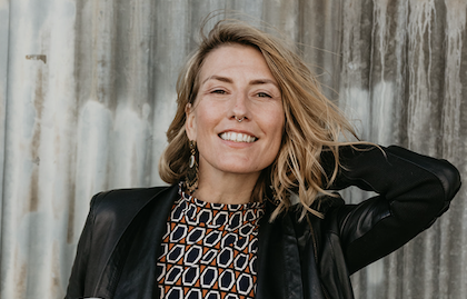 Meet somatic educator & hands-on intimacy coach: Melissa D