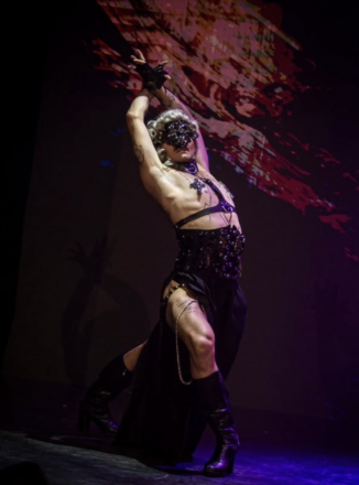 Eiffel Follies Cabaret, Paris