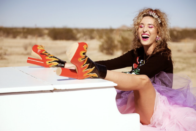 Meet GG Sauvage: LA’s Sex Writer, Sugar Goddess, and Sensual Artist