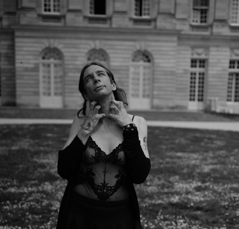 Meet Pro Domme & Kinky Model: Monstresse Nepha