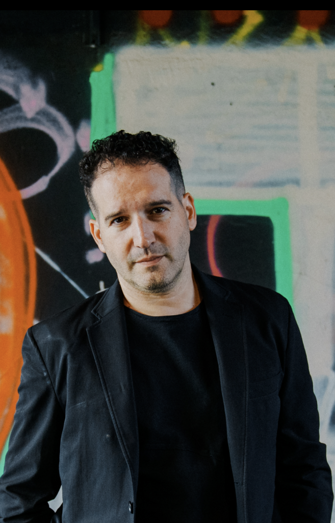 Tantric shibari practitioner: meet Aether Olivier