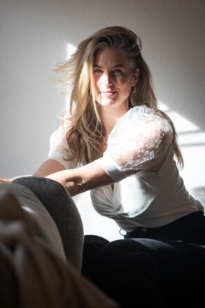 Alice Jackson - somatic coach - portrait photo