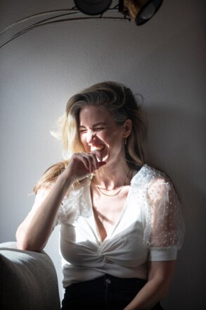 somatic intimacy coaching with Alice Jackson