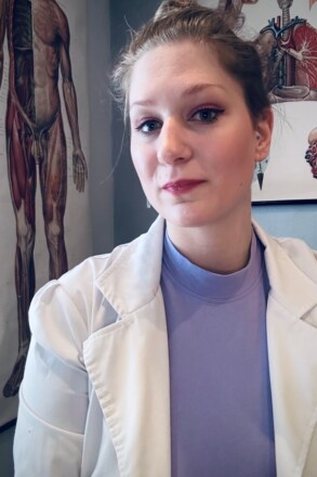 Meet Berlin Dominatrix & Coach: Lina Twist