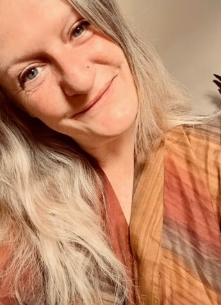 A complete guide to Bristol's tantra massage scene: divine devotion by Lisa, selfie