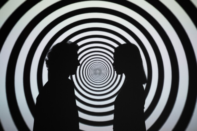 A Beginner’s Guide to Erotic Hypnosis