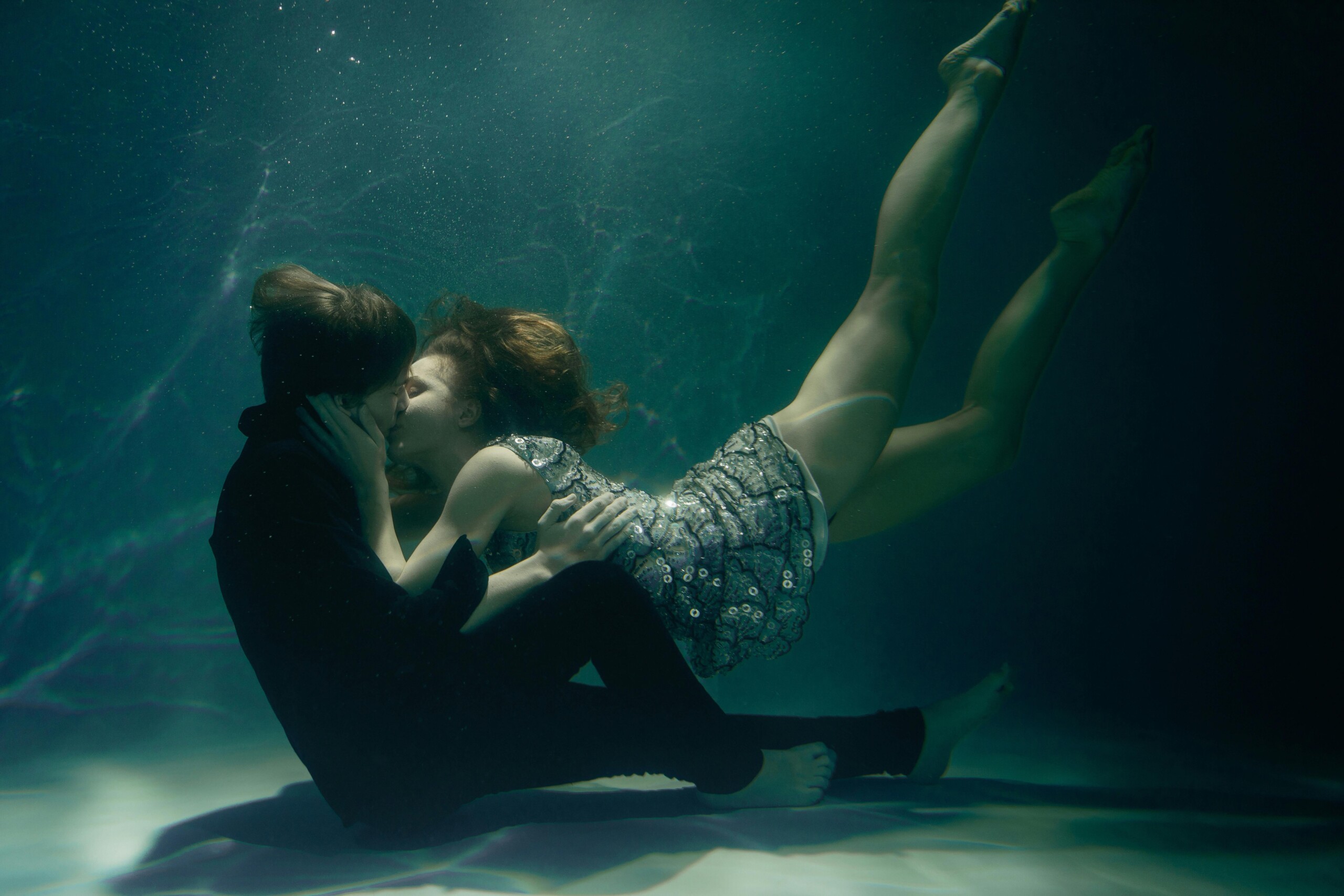 5 Ways to Spice Up Your Kissing Game